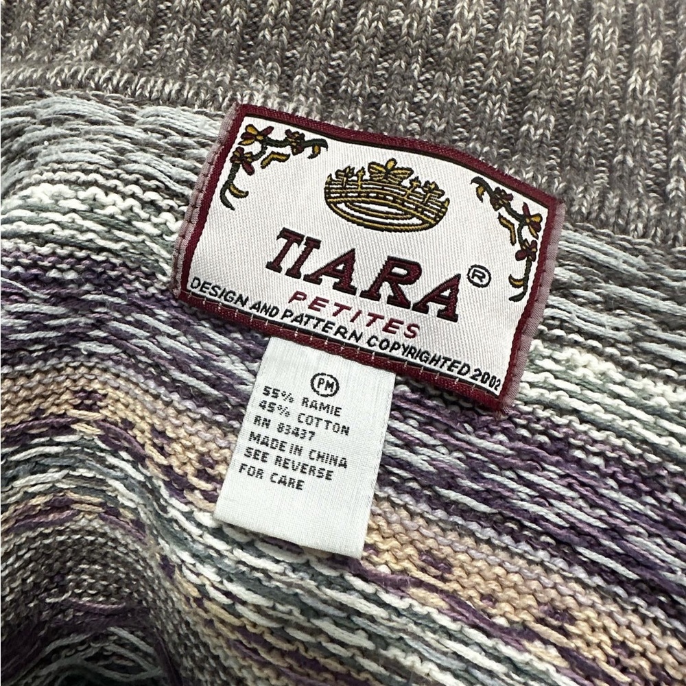 Threaded Tiara Zip Sweater - Picture 3 of 4